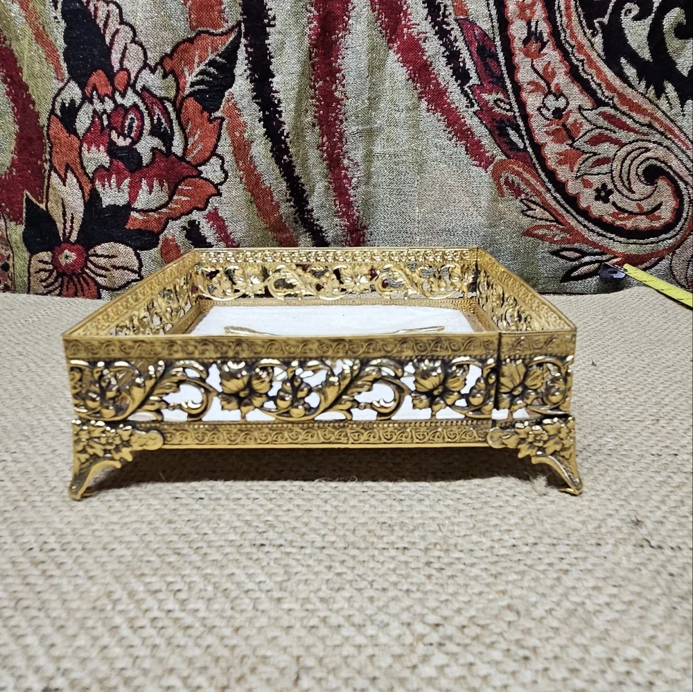 Vintage Filigree Square Napkin Holder